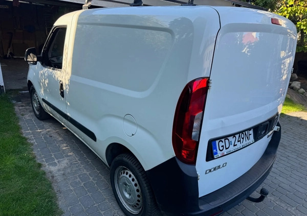 Fiat Doblo cena 29500 przebieg: 129000, rok produkcji 2015 z Gdańsk małe 137